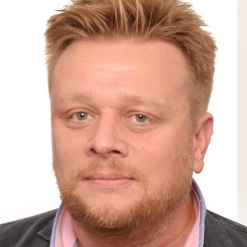 JP